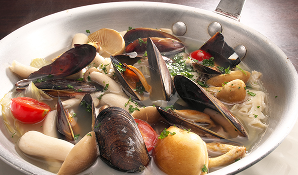 ムール貝の白ワイン蒸し